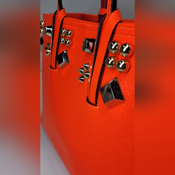 SOLD❌ Christian Louboutin Sunrise Calfskin Leather East West Cabata Tote Bag - Picture 3 of 16